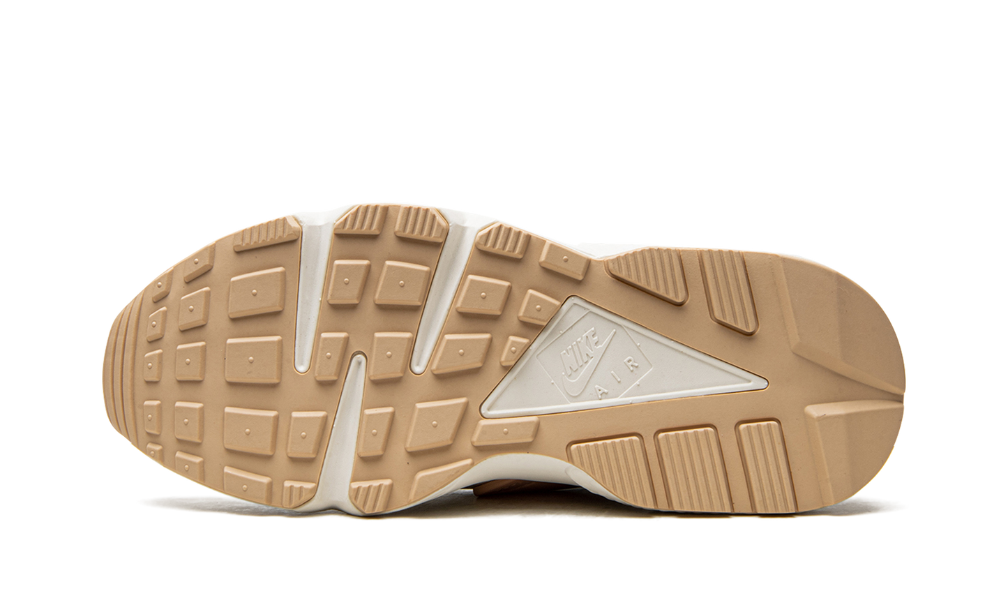 AIR HUARACHE SE WMNS Sun Club