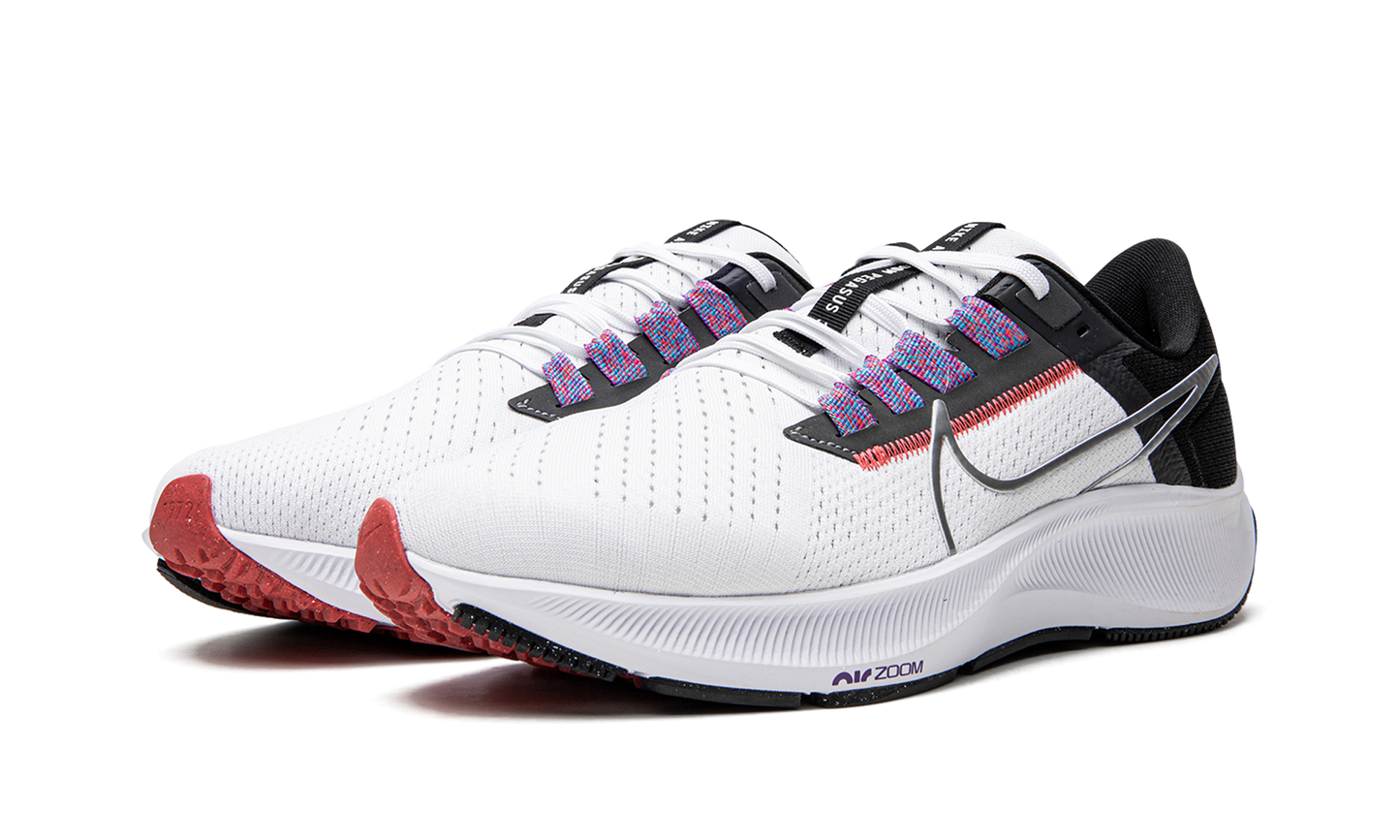 WMNS Air Zoom Pegasus 38