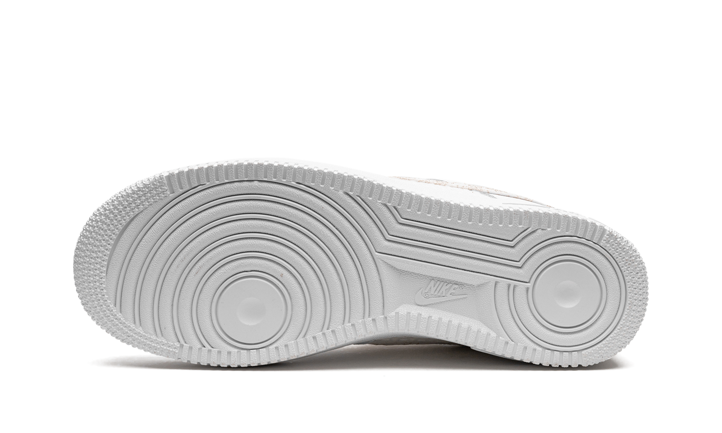 AIR FORCE 1 '07 SE MNS WMNS Flower Swoosh