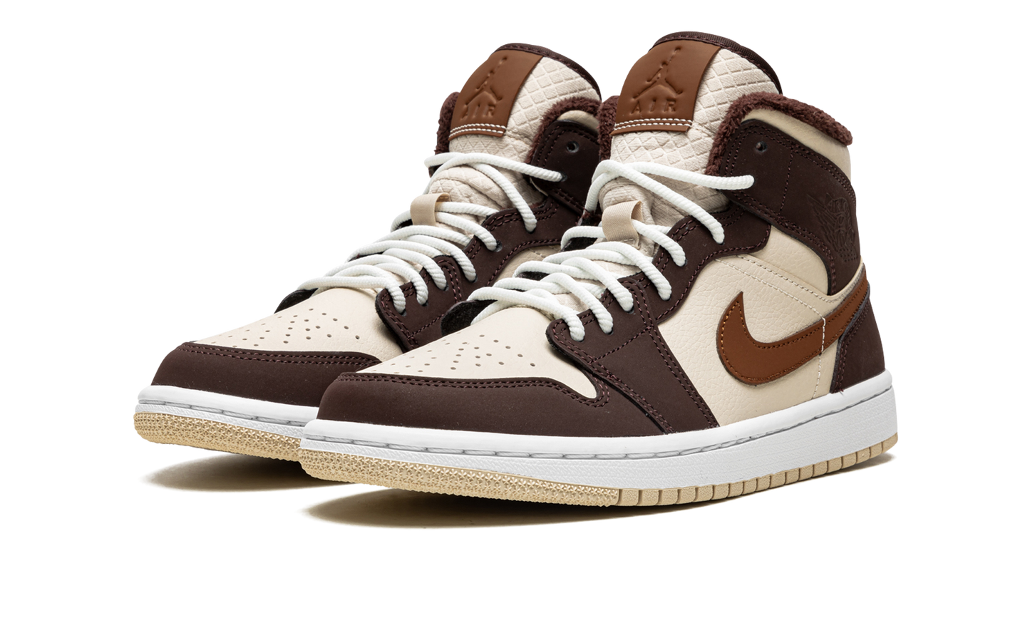 AIR JORDAN 1 MID SE WMNS Brown Basalt Fleece
