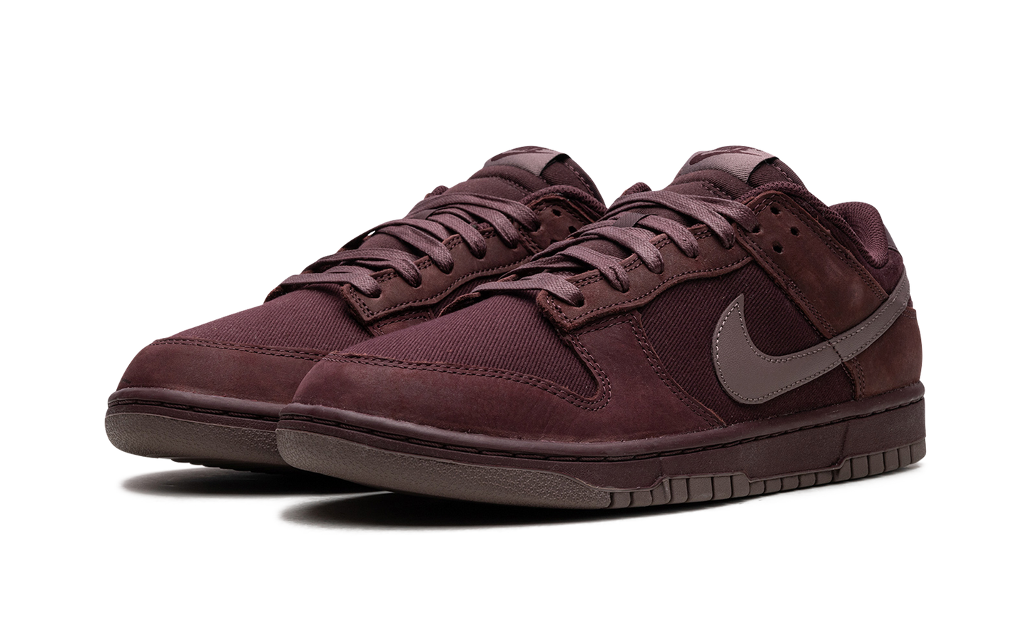 Dunk Low Burgundy Crush
