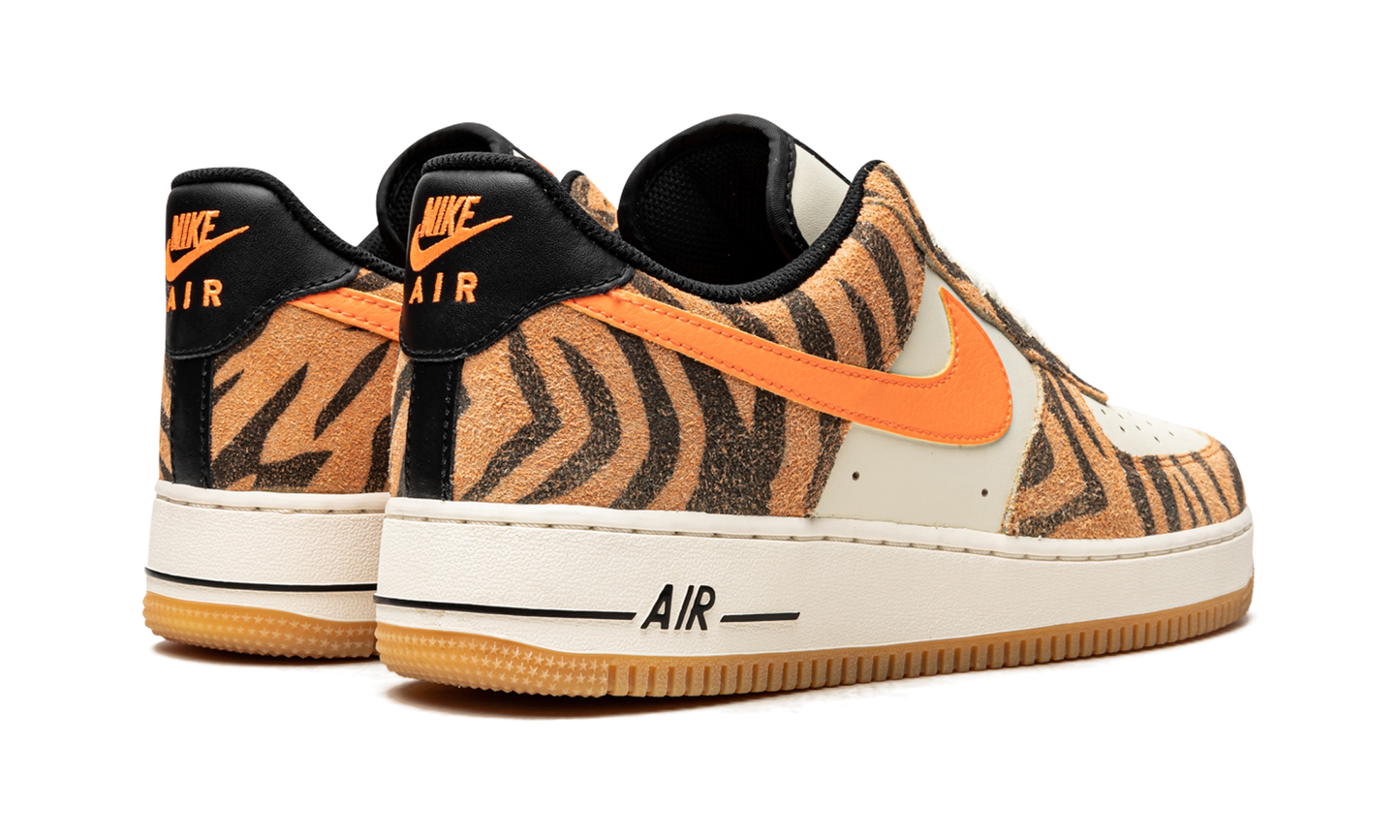 Air Force 1 '07 PRM Daktari Stripes