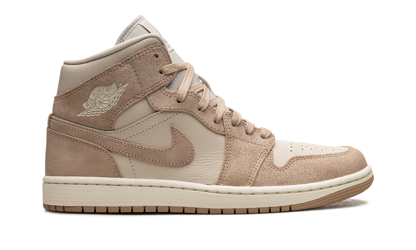 AIR JORDAN 1 MID SE WMNS Legend Light Brown