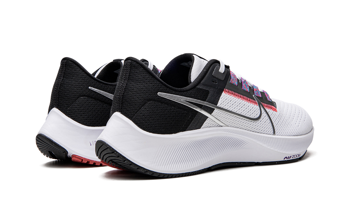 WMNS Air Zoom Pegasus 38