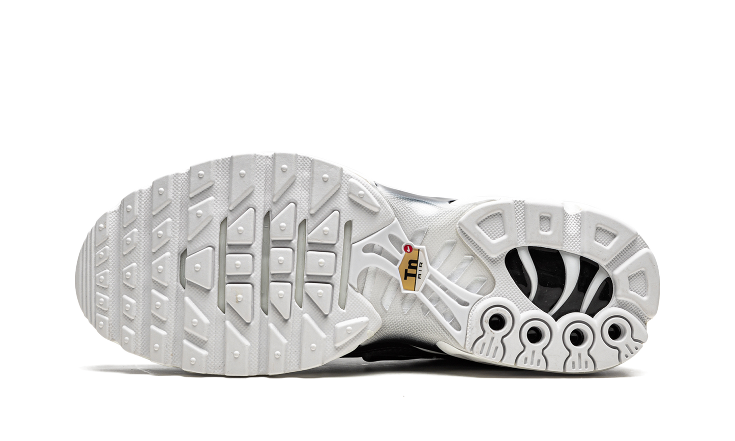 AIR MAX PLUS MNS WMNS Black / White