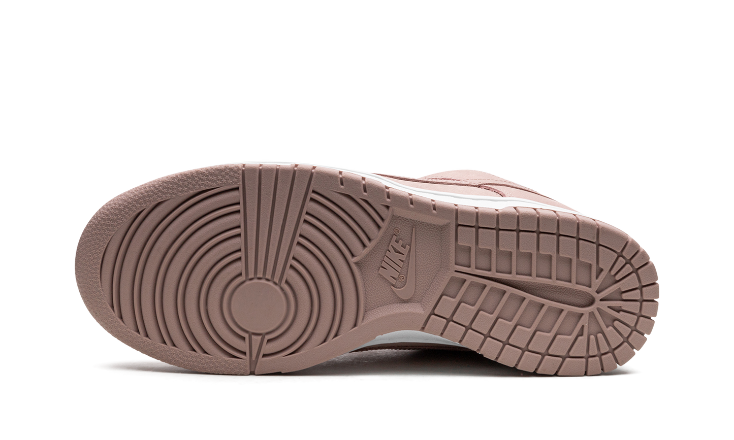 DUNK LO PRM WMNS Pink Oxford