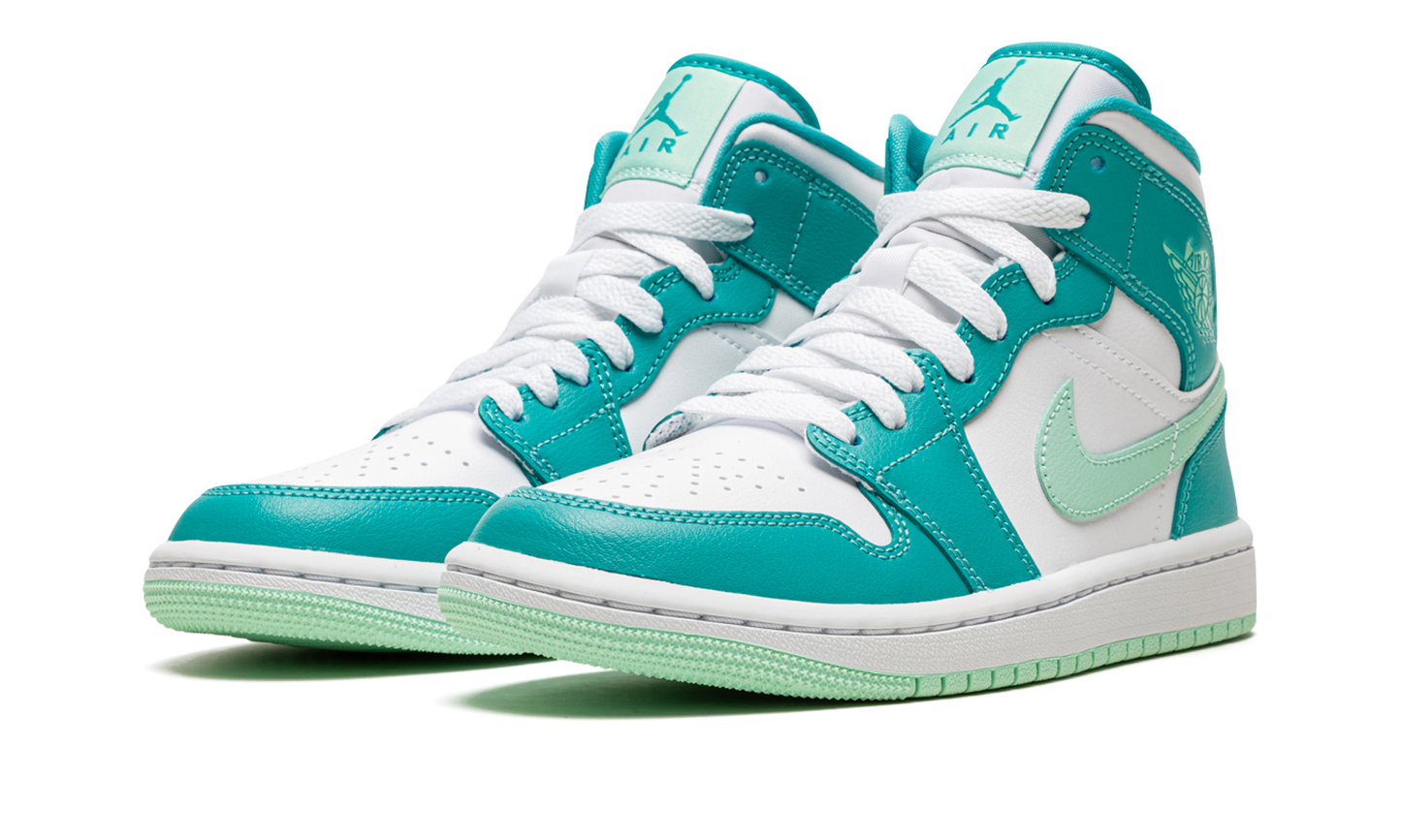 AIR JORDAN 1 MID WMNS Washed Teal