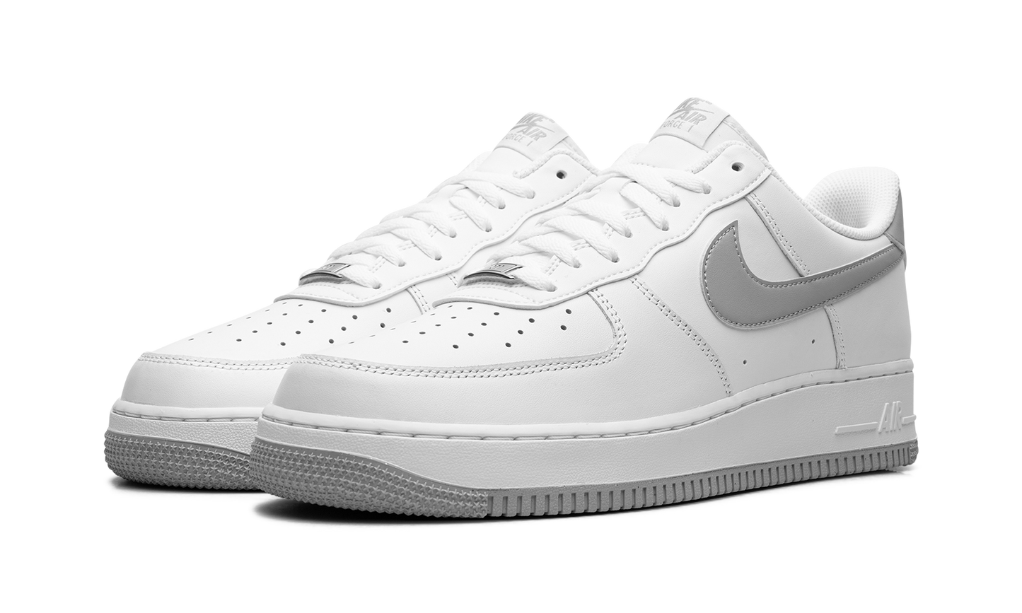 Air Force 1 Low '07 White Light Smoke Grey