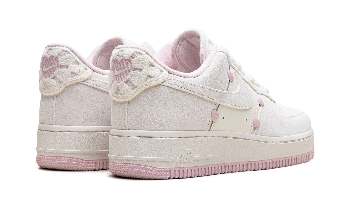 Air Force 1 Low WMNS Valentine's Day