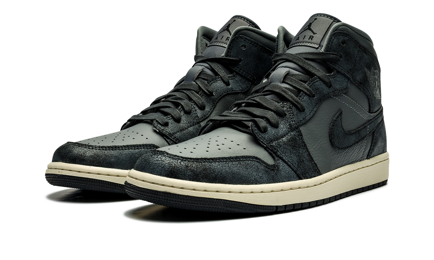 AIR JORDAN 1 MID WMNS DISTRESSED SMOKE GREY