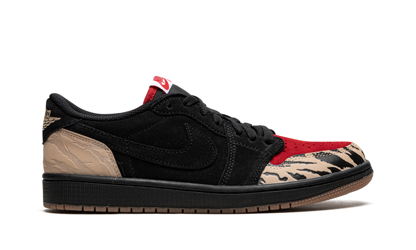 Air Jordan 1 Low SP SoleFly - Carnivore