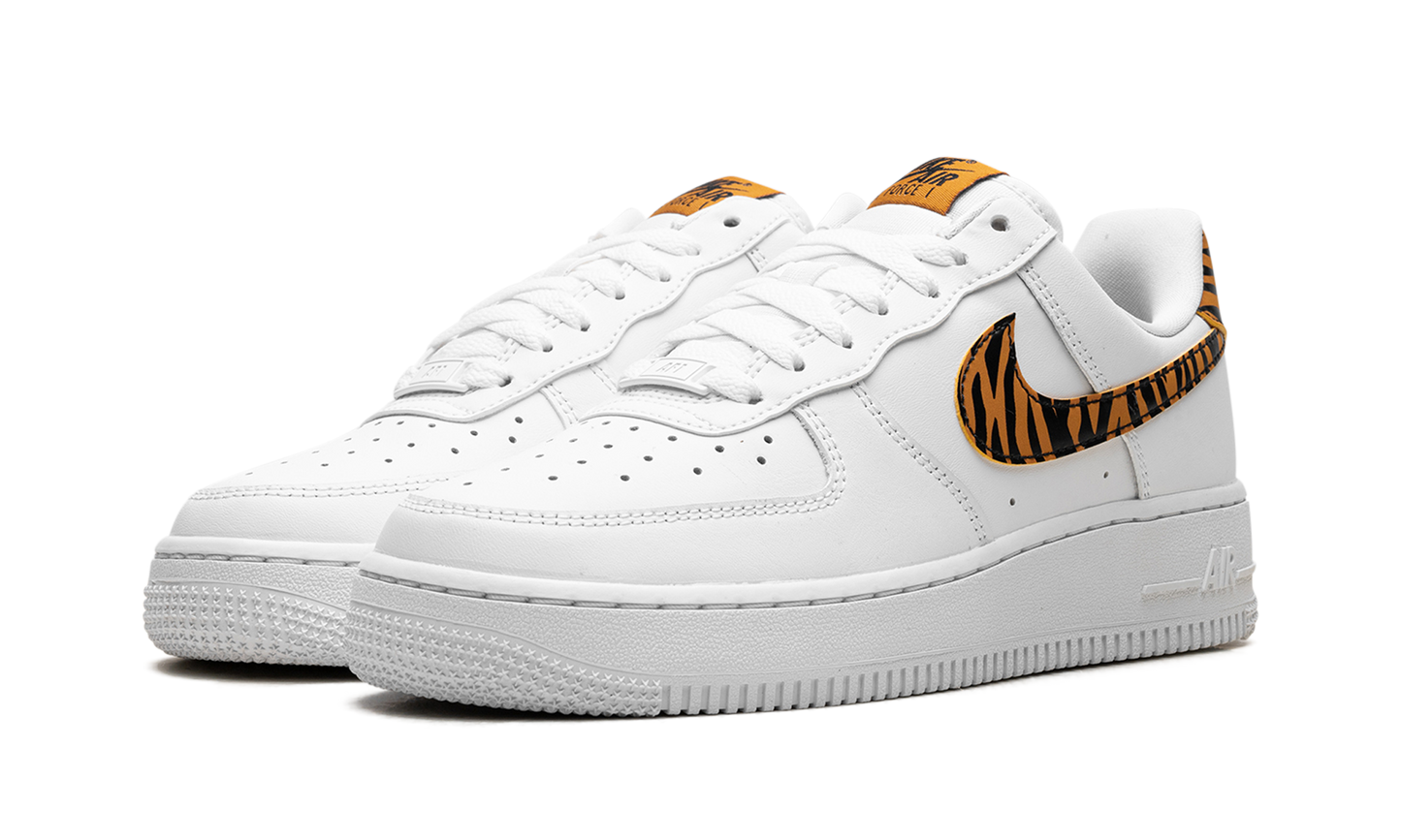Air Force 1 '07 WMNS Tiger Stripes