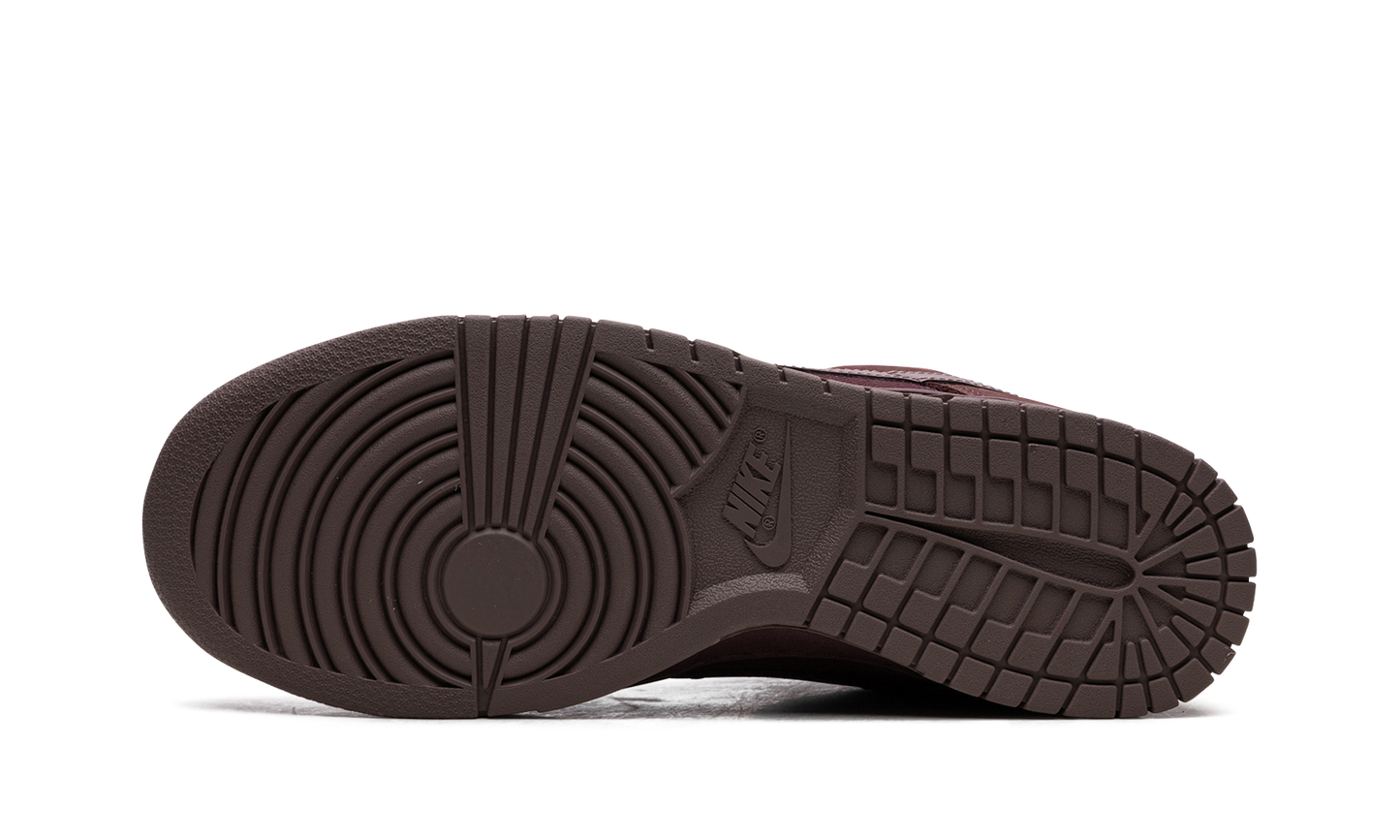 Dunk Low Burgundy Crush