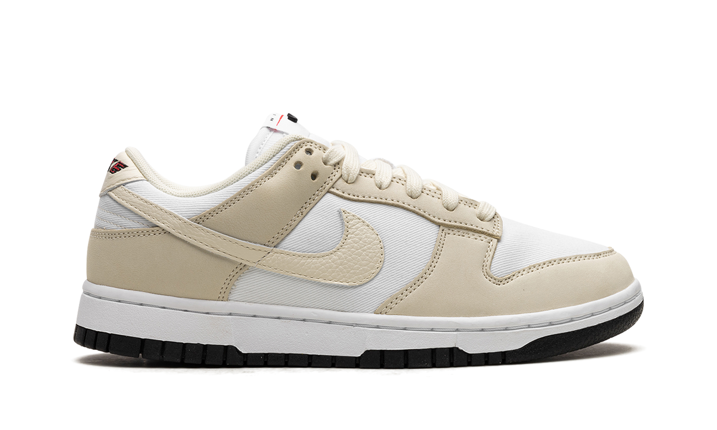 NIKE DUNK LO LX WMNS Coconut Milk