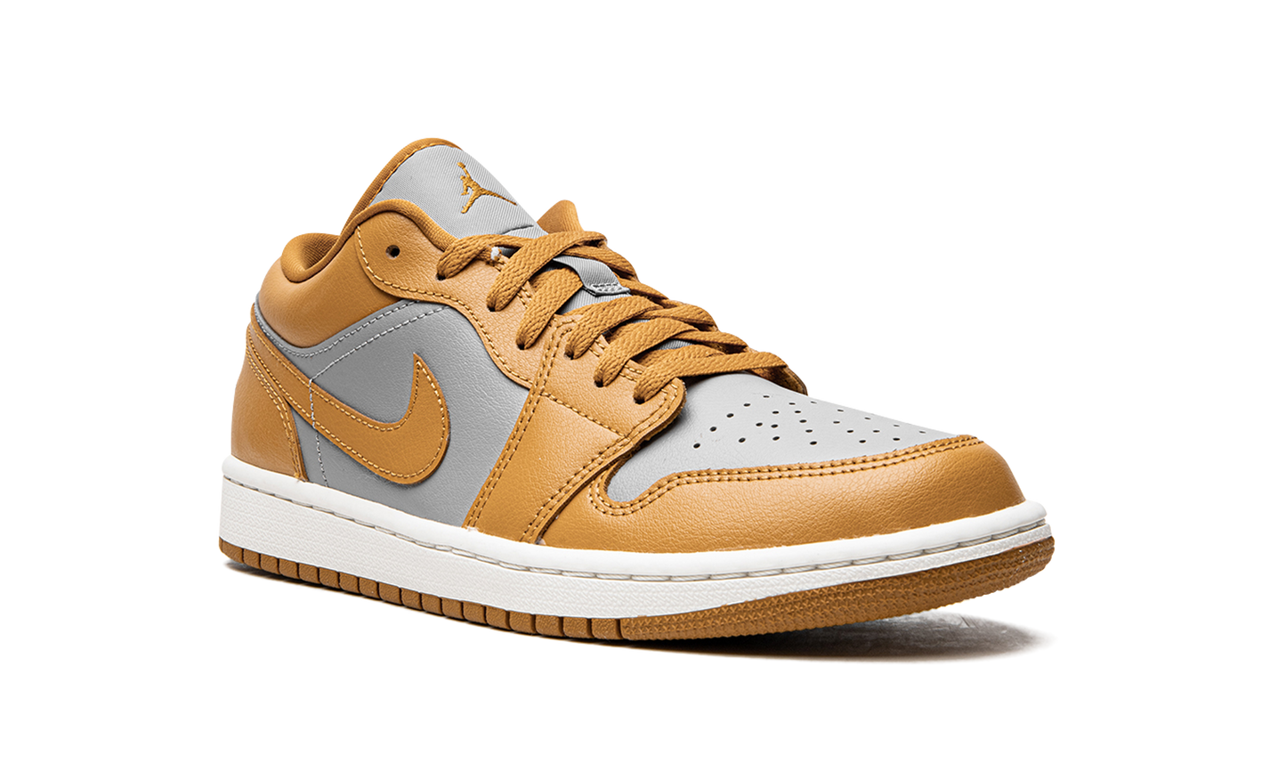 AIR JORDAN 1 LO WMNS Chutney