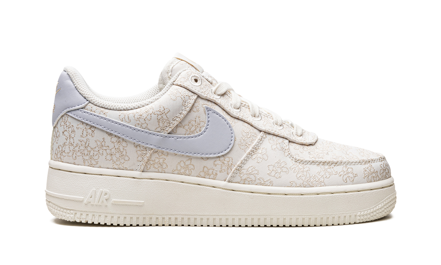 AIR FORCE 1 '07 SE JACQ WMNS Flower Embroidery