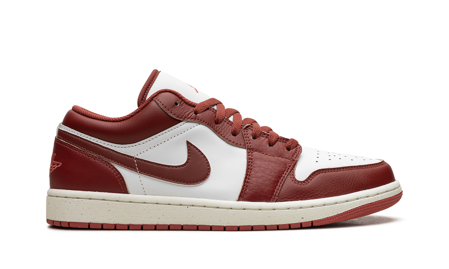 Air Jordan 1 Low SE DUNE RED