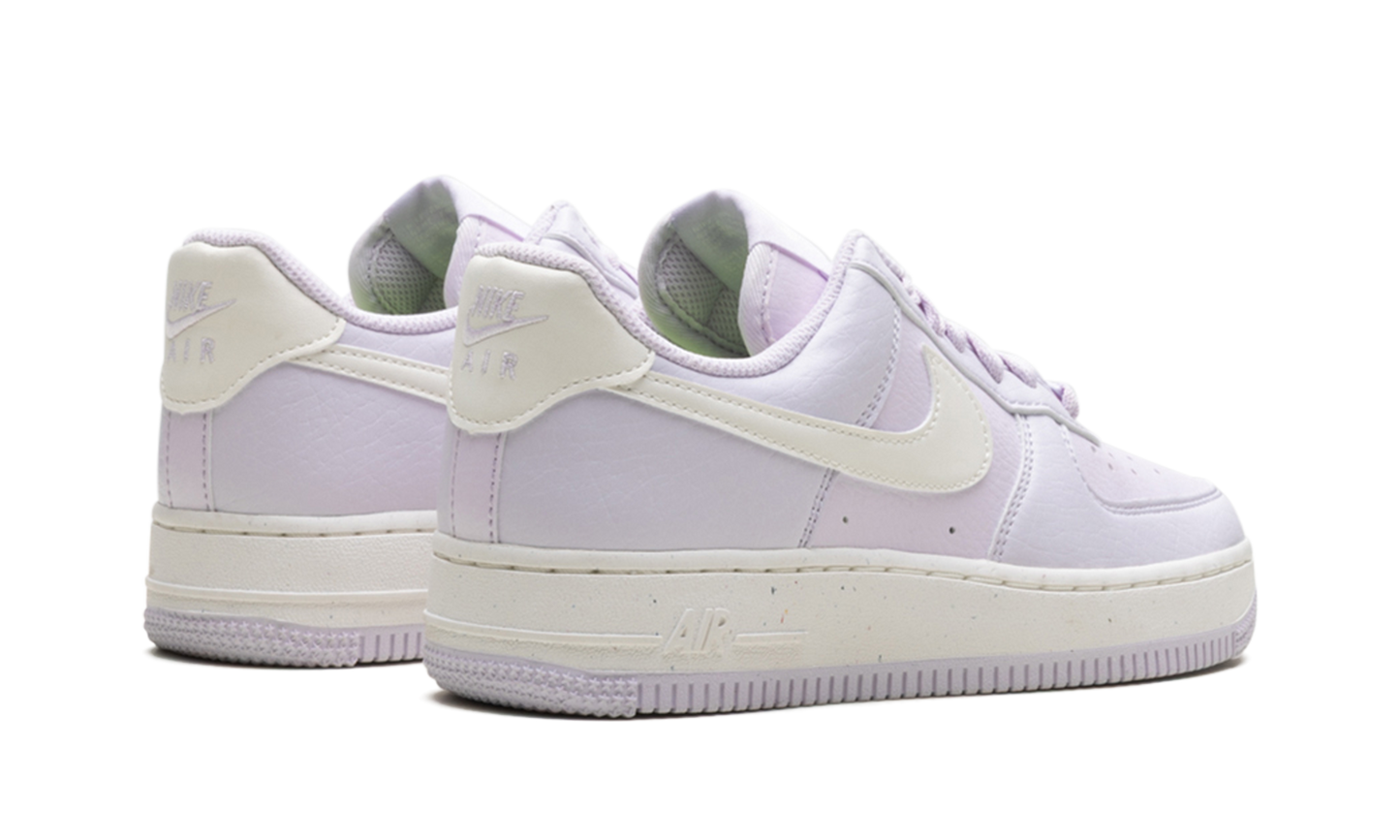 AIR FORCE 1 '07 NEXT NATURE WMNS Barely Grape