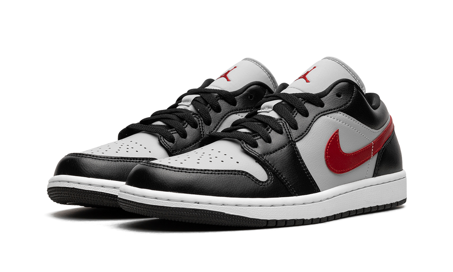 Air Jordan 1 Low WMNS Black / Grey / Red