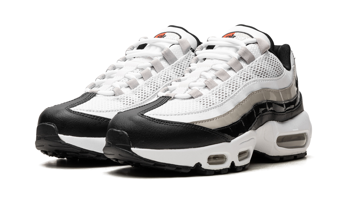 AIR MAX 95 WMNS Light Iron Ore / Black Patent