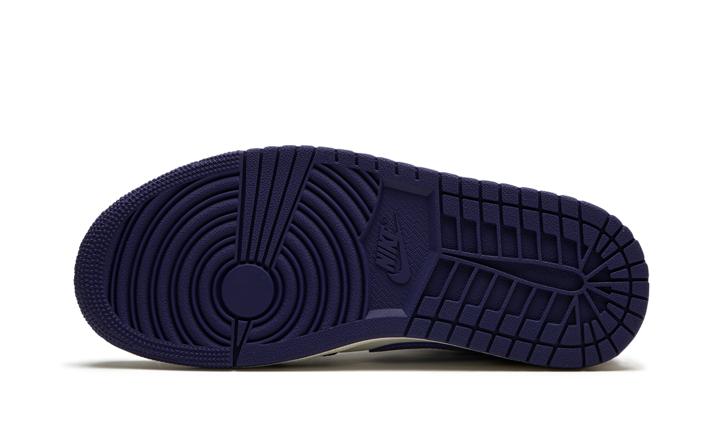 AIR JORDAN 1 LO WMNS  Action Grape