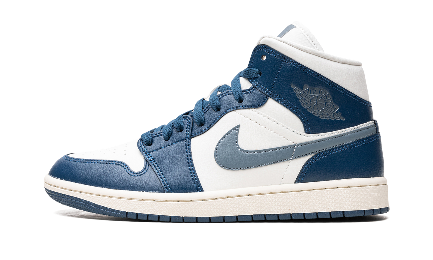 AIR JORDAN 1 MID WMNS  French Blue