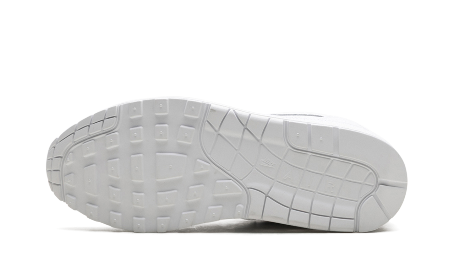 Air Max 1 '87 SP  Supreme Triple White