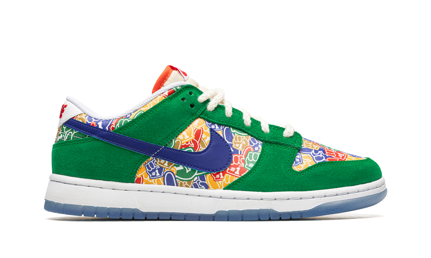Dunk Low  Foam Finger