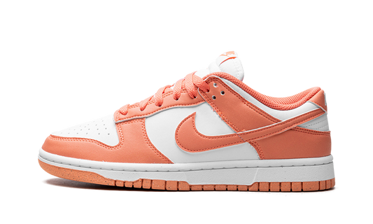 Dunk Low WMNS  Light Wild Mango