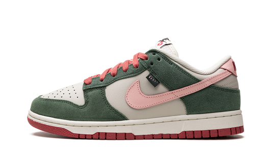 DUNK LO SE WMNS  All Petals United