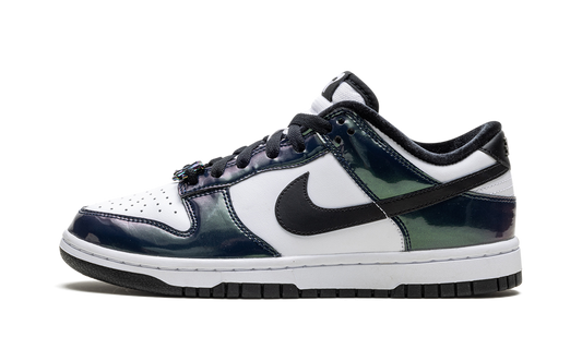 Dunk Low SE WMNS  Just Do It Iridescent