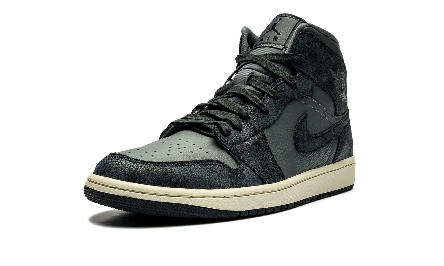 AIR JORDAN 1 MID WMNS  DISTRESSED SMOKE GREY