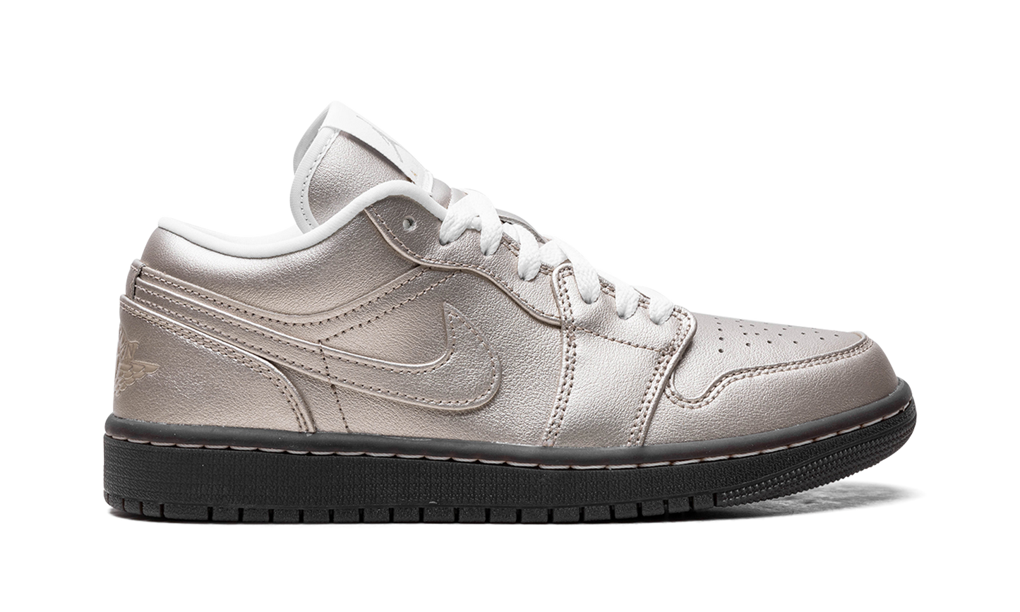 Air Jordan 1 Low SE WMNS  Metallic Zinc