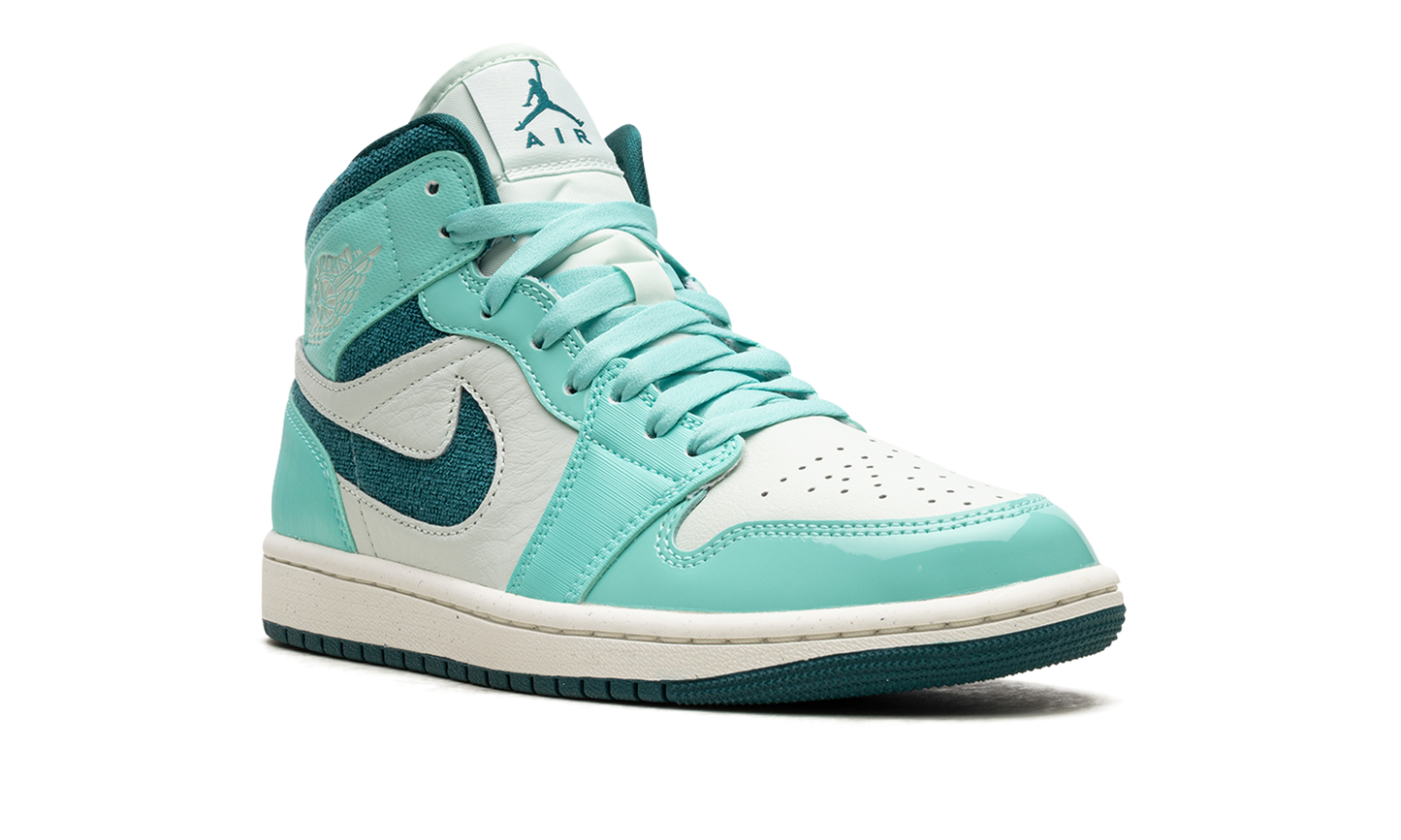AIR JORDAN 1 MID SE WMNS  Bleached Turquoise