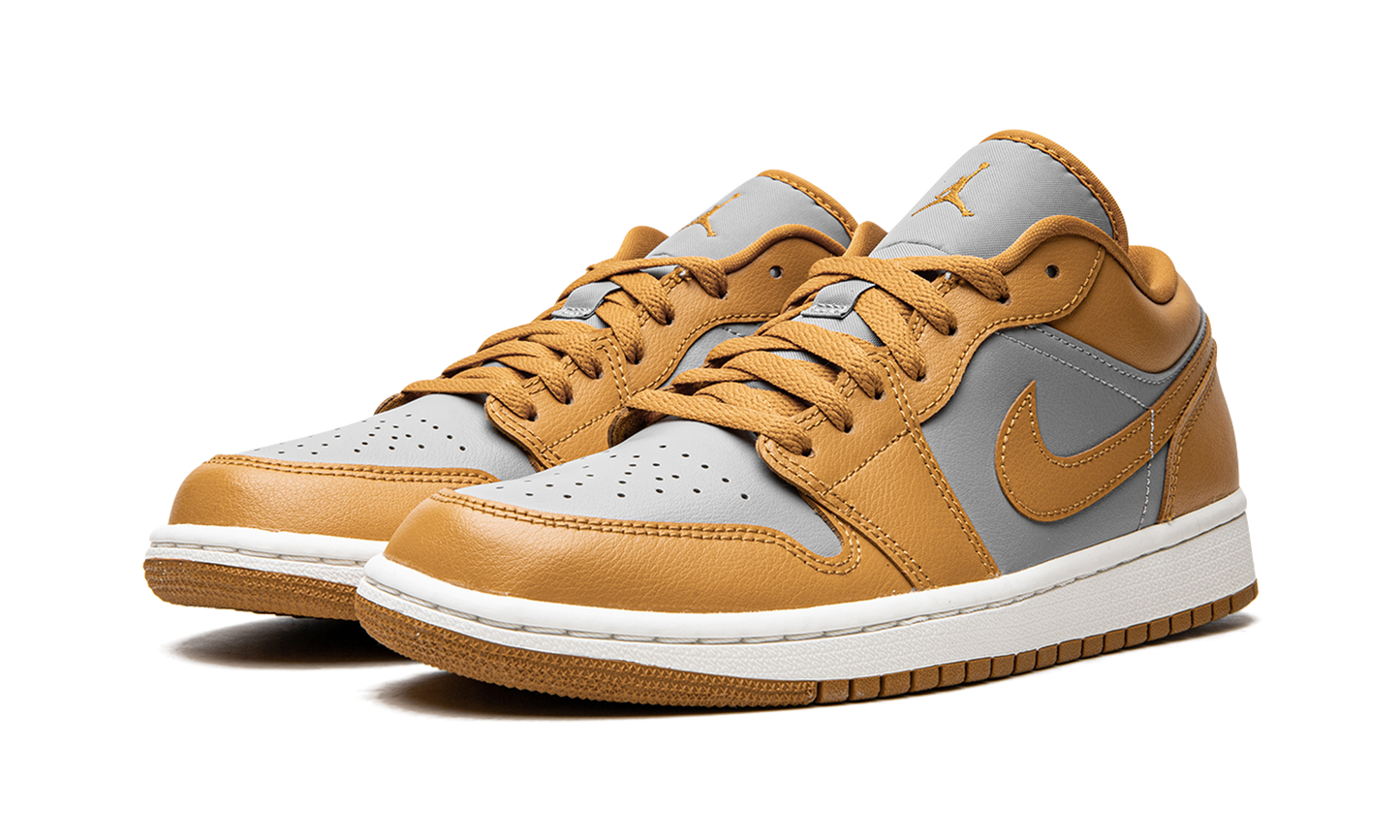 AIR JORDAN 1 LO WMNS  Chutney