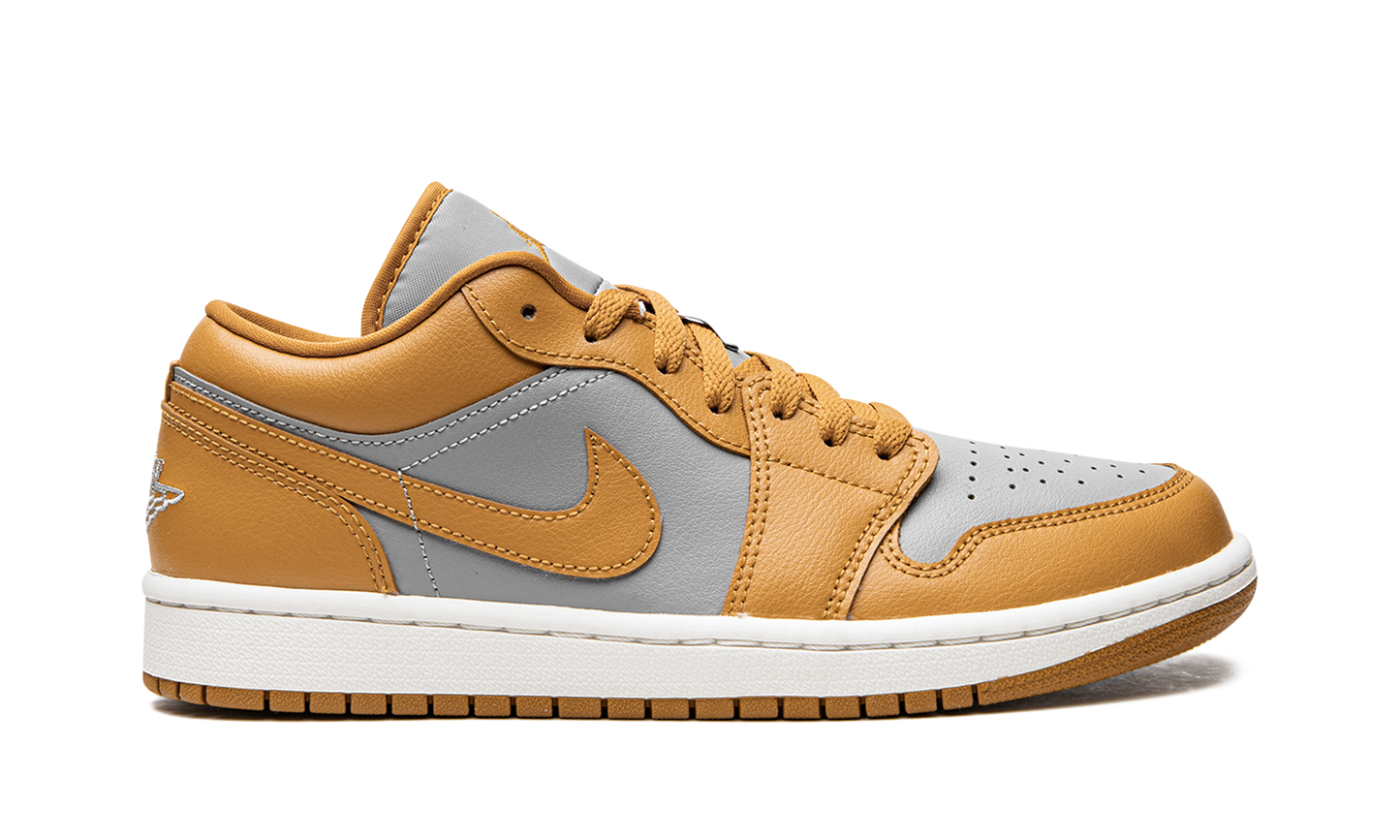 AIR JORDAN 1 LO WMNS  Chutney