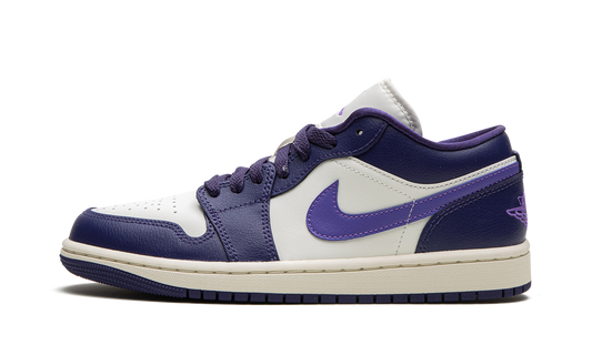 AIR JORDAN 1 LO WMNS  Action Grape