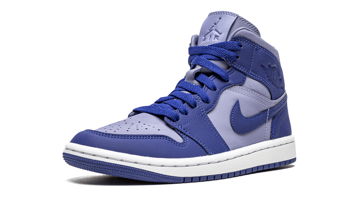AIR JORDAN 1 MID SE WMNS  Iron Purple