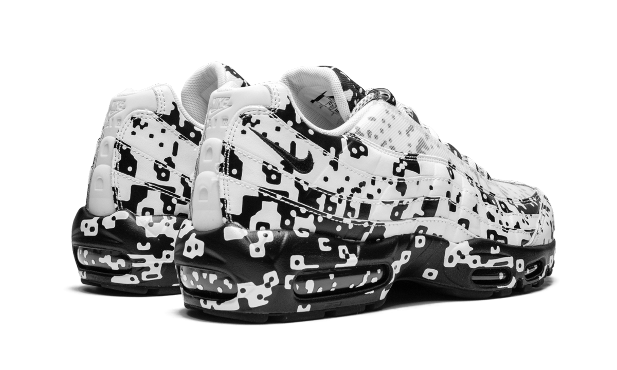Air Max 95 / C.E.  Cav Empt