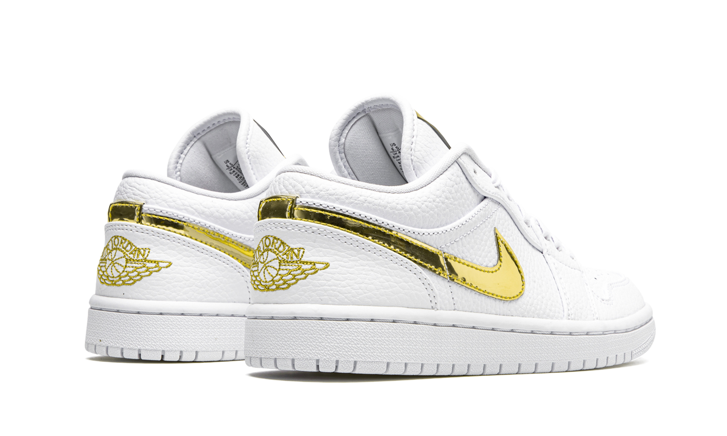 AIR JORDAN 1 LO SE WMNS  White Metallic Gold