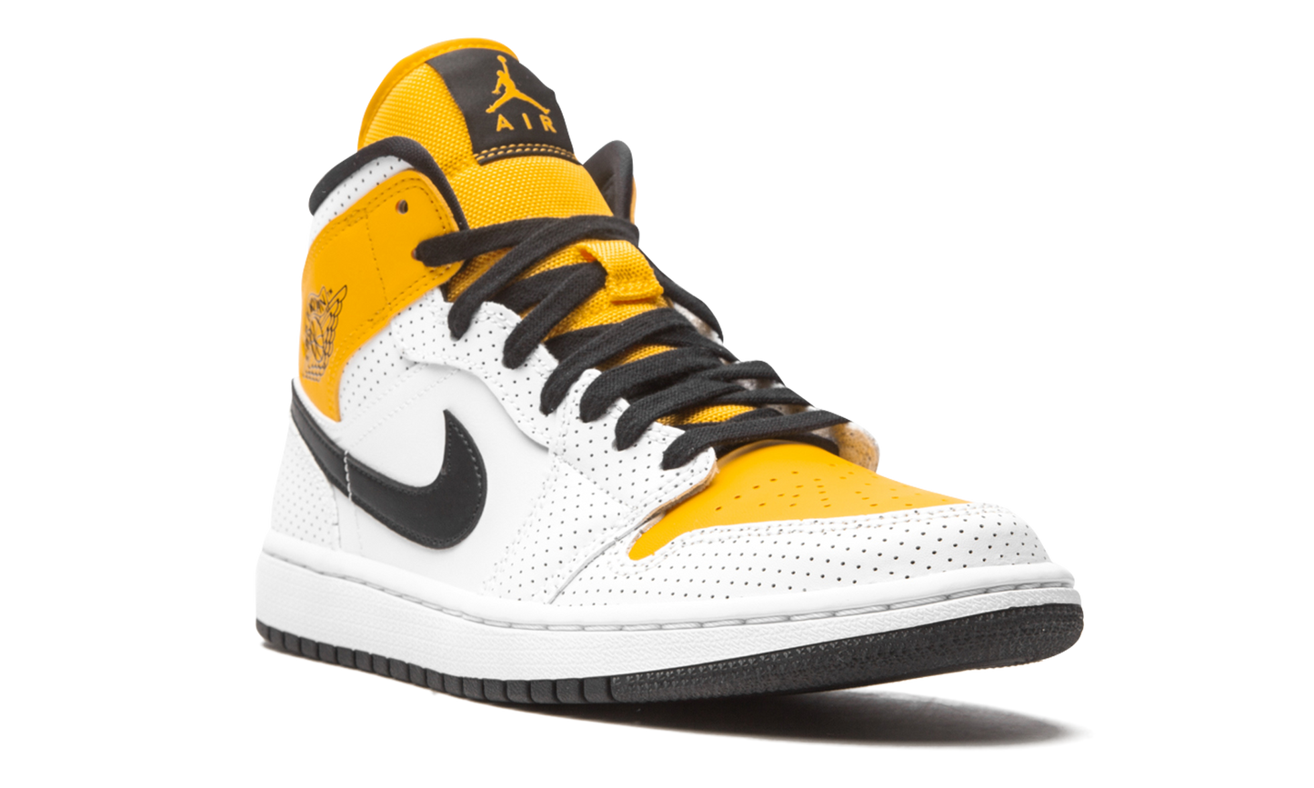 AIR JORDAN 1 MID WMNS  Perforated