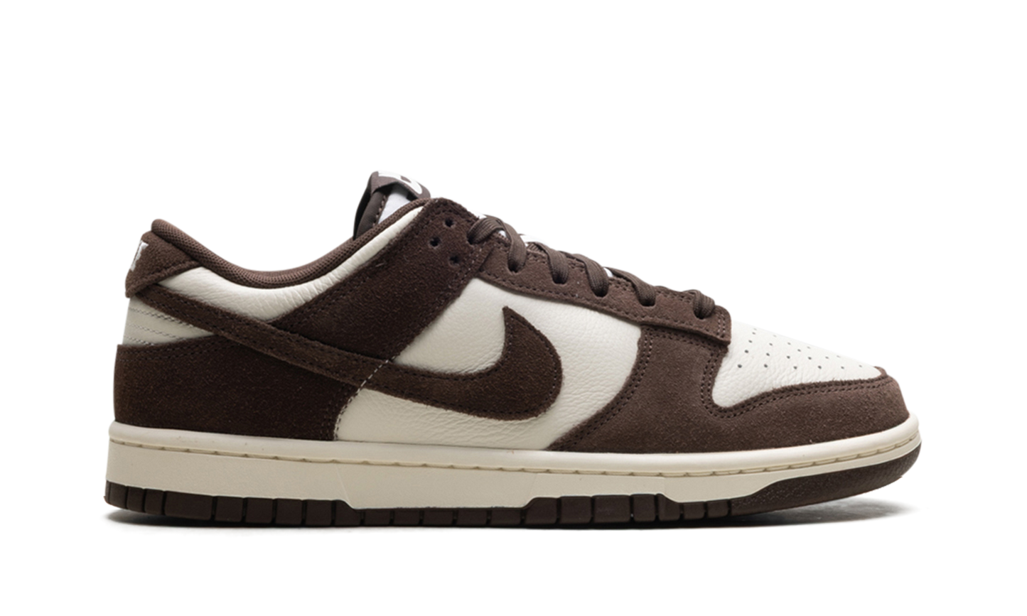 Dunk Low Retro SE  Pale Ivory Baroque Brown