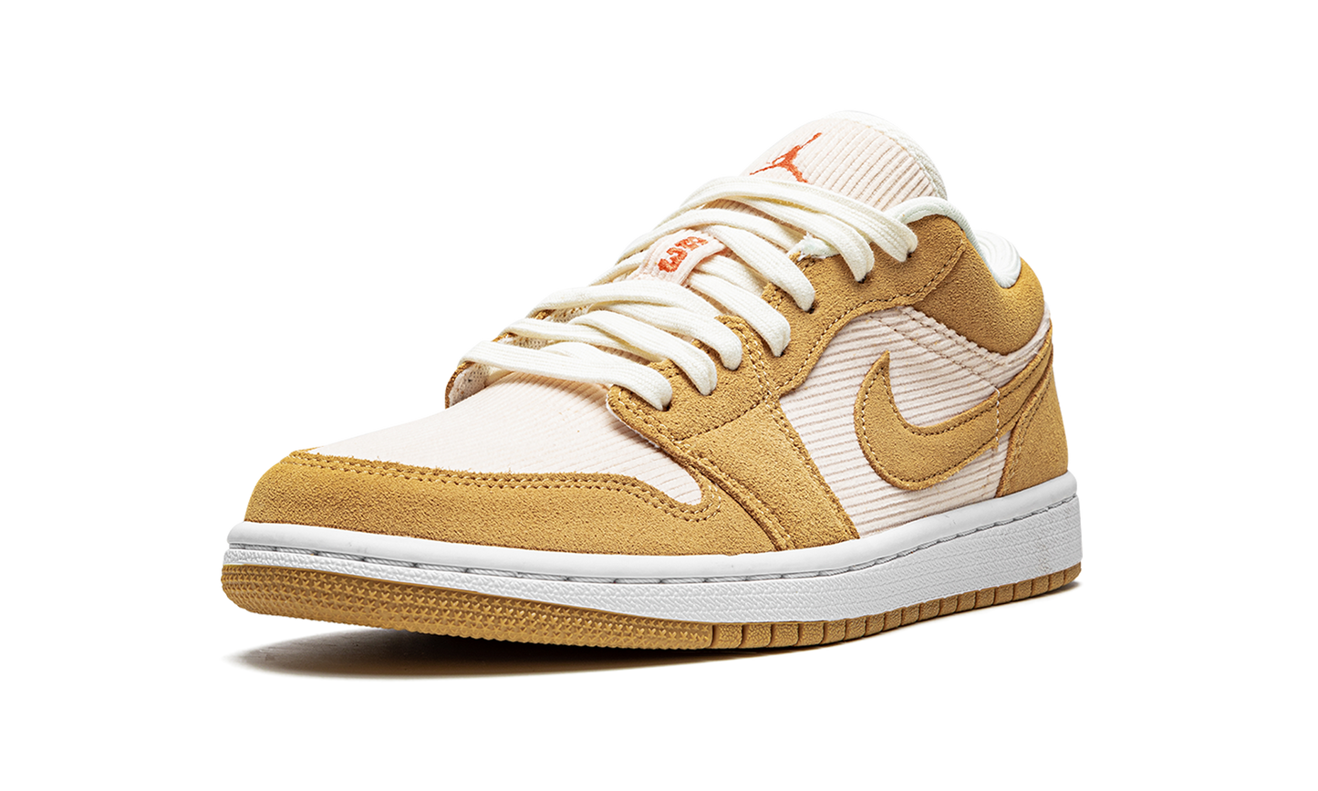 AIR JORDAN 1 LO SE WMNS  Corduroy & Suede