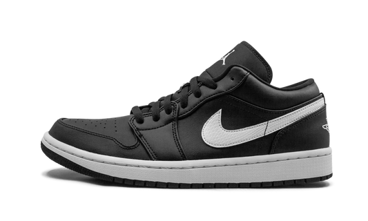 Air Jordan 1 Low WMNS  Black/White