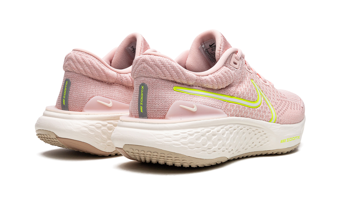 ZOOMX INVINCIBLE RUN FK 2 WMNS  Volt Pink