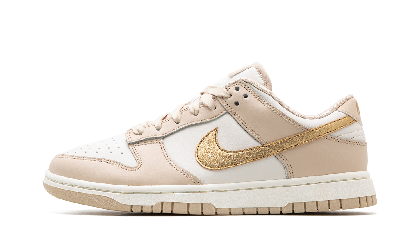 DUNK LO MNS WMNS  Phantom Metallic Gold