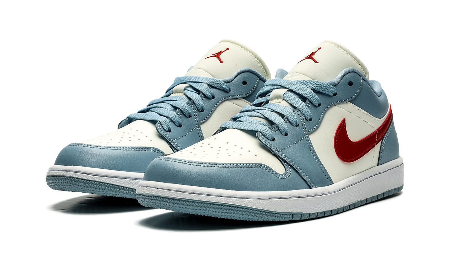 Air Jordan 1 Low WMNS  Blue Whisper