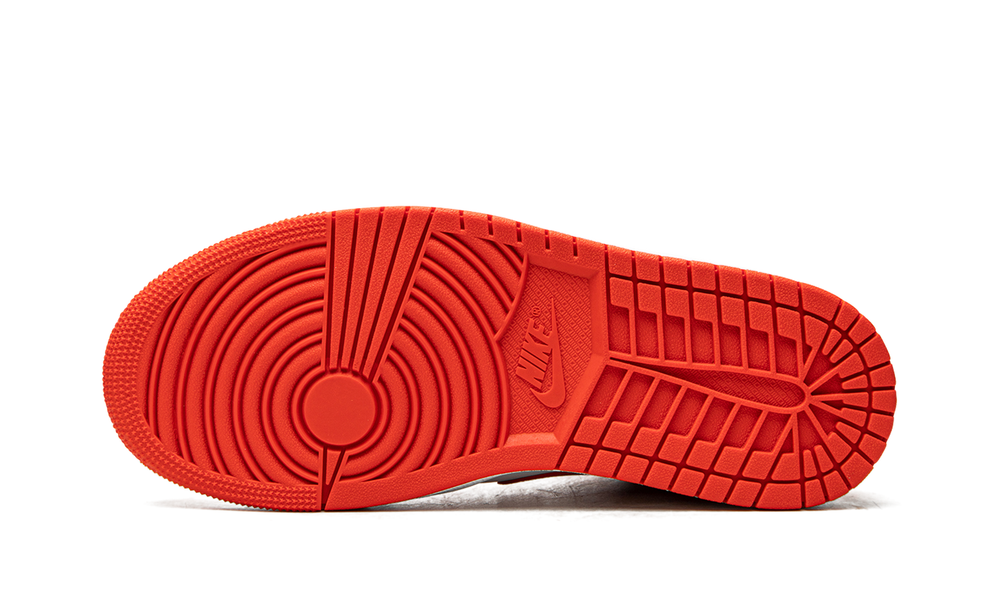 AIR JORDAN 1 MID WMNS  Habanero Red