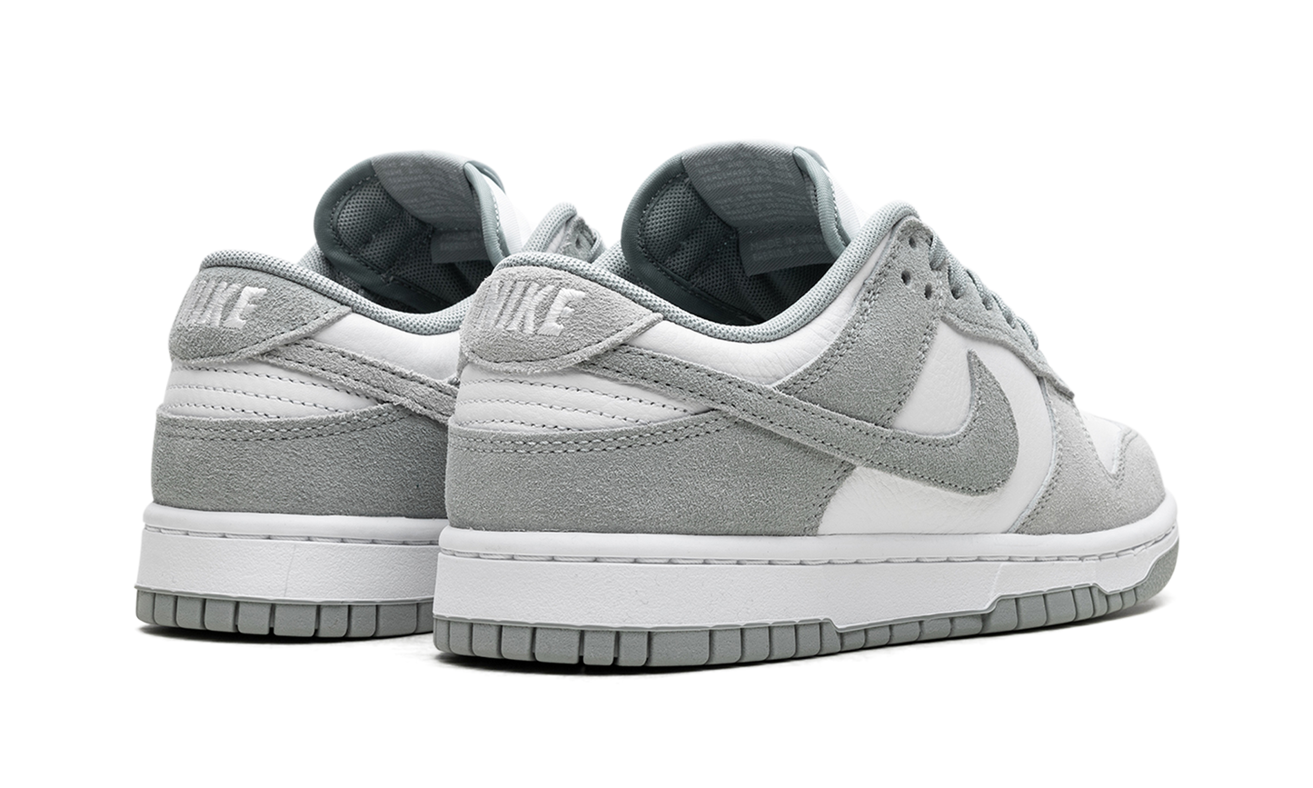 Dunk Low  Light Pumice