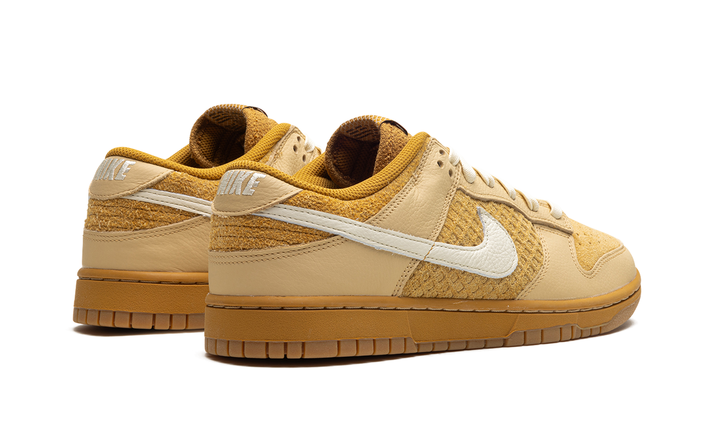 Dunk Low  Waffle